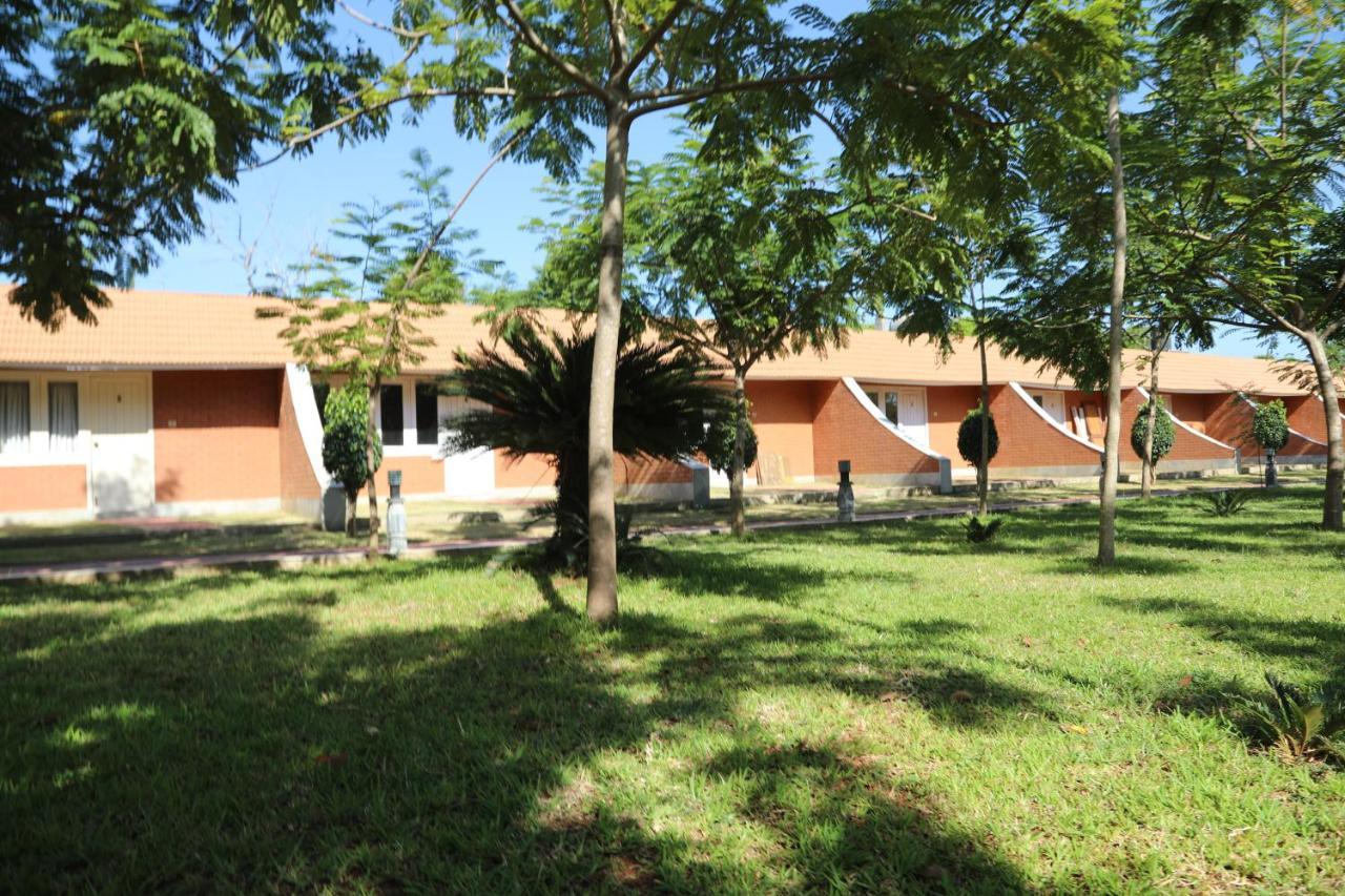 Celebrity Resort Chennai Tambaram Экстерьер фото