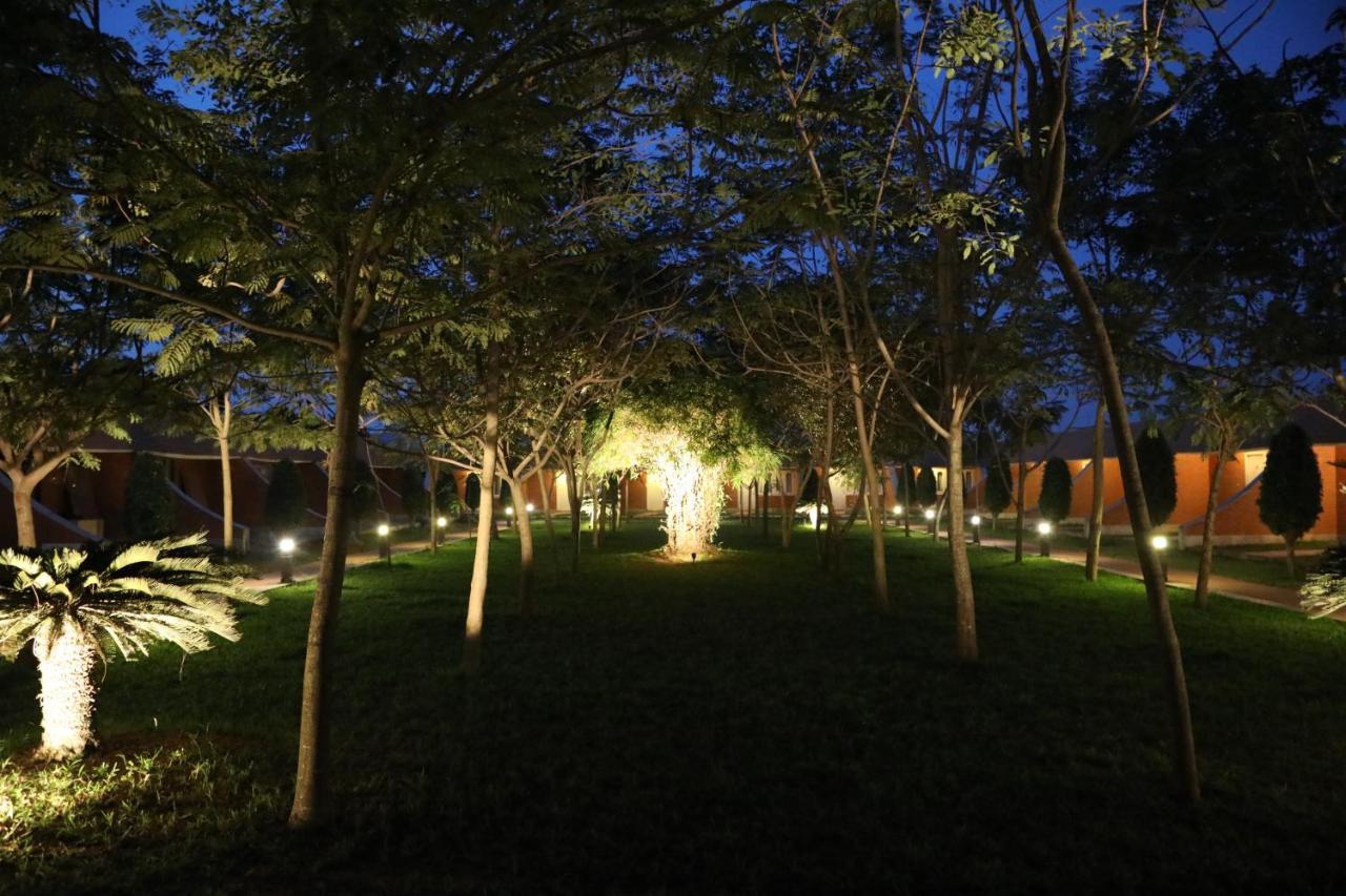 Celebrity Resort Chennai Tambaram Экстерьер фото